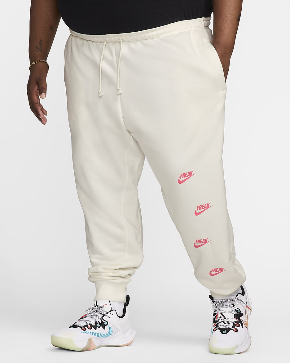 Nike re issue joggers best sale